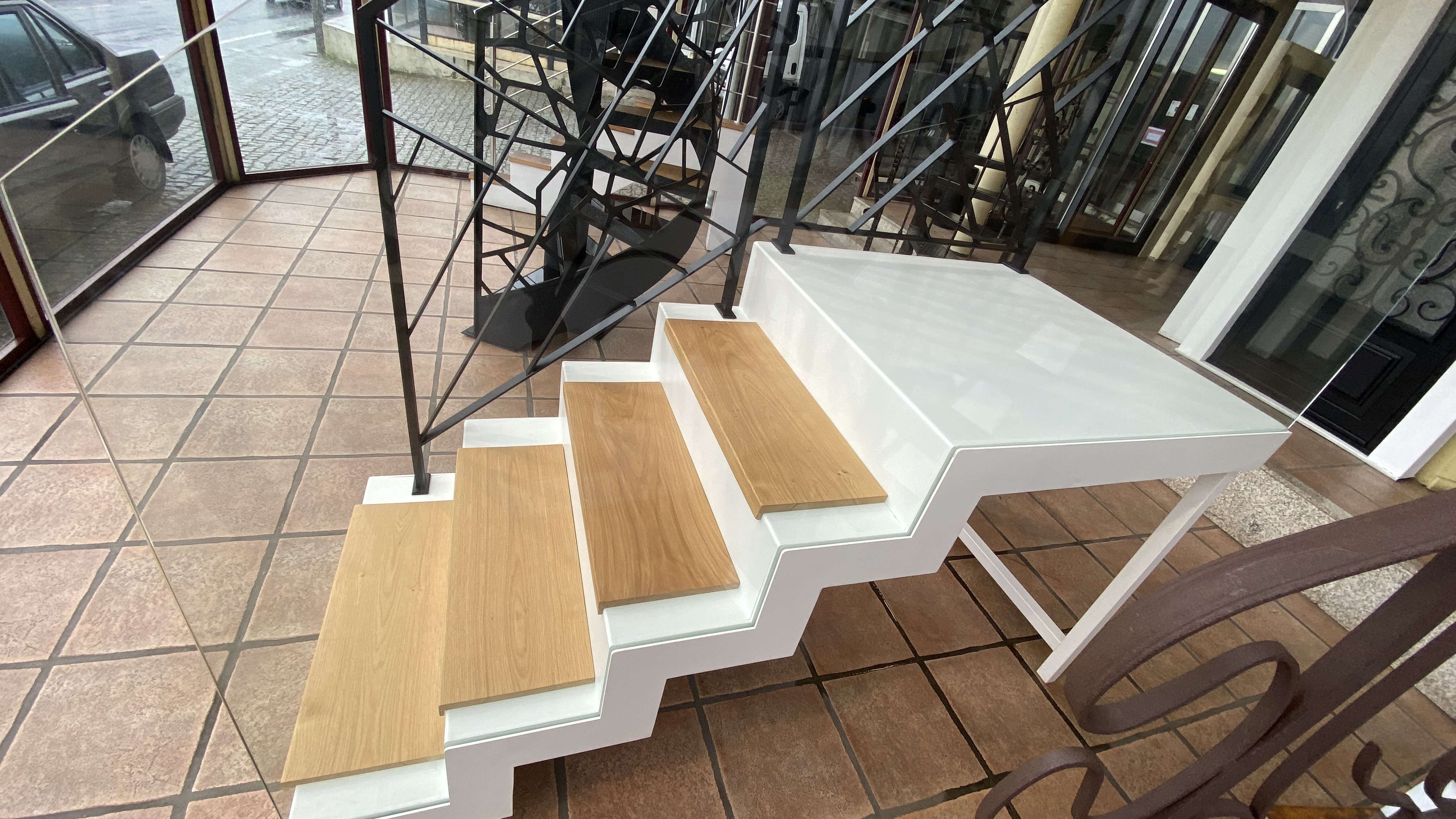 http://ESCALIER
