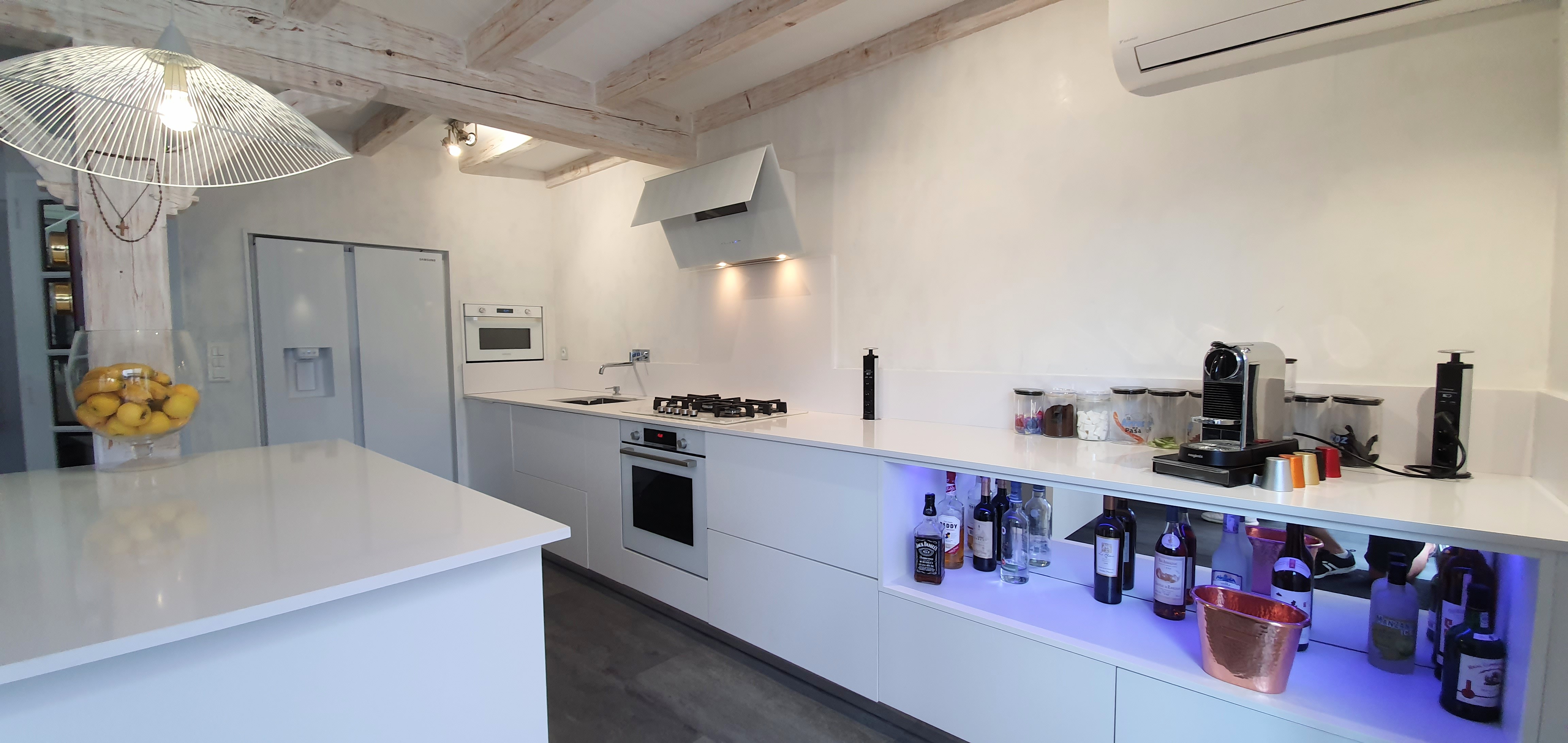 http://Cuisine%20Silestone%20blanc%20st%20jean%20de%20luz